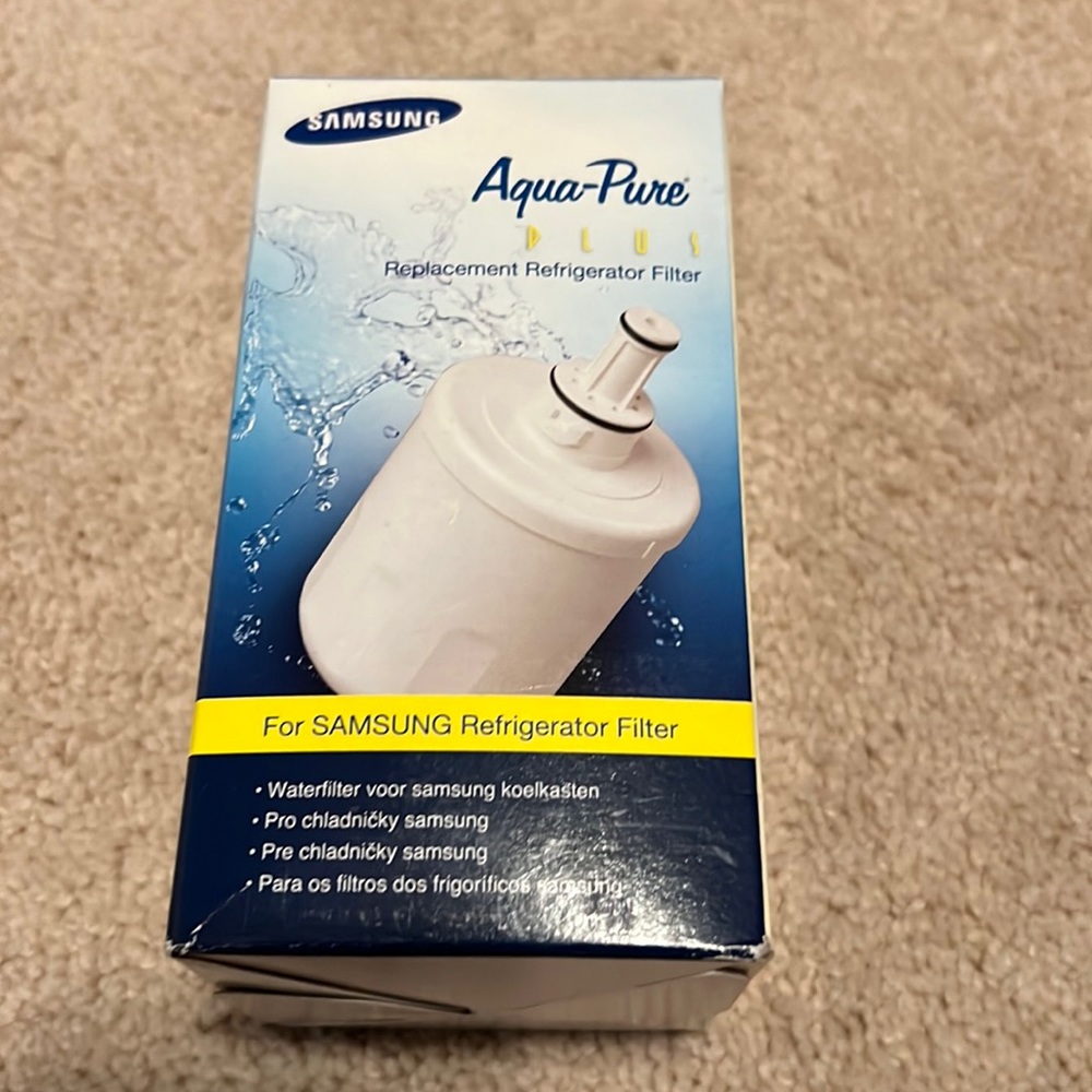 NWOT Aqua-Pure Plus Water Replacement Filter for Refrigerators NSF Certified